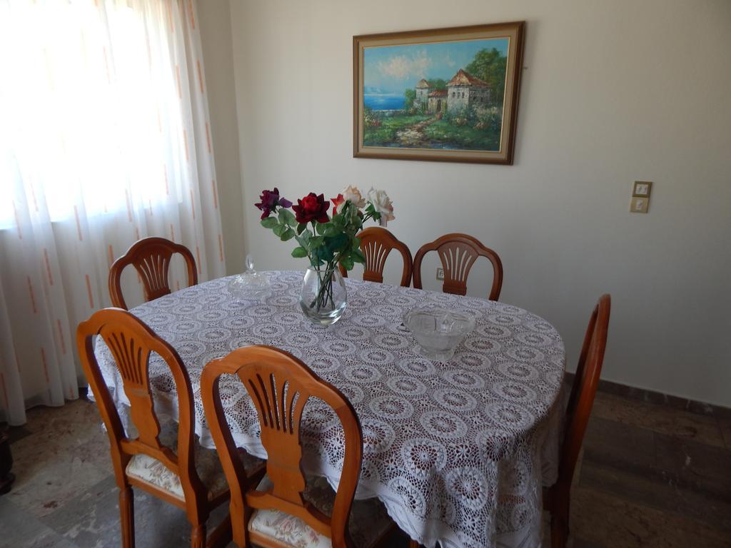 Appartement Cornelia à Lákka Chambre photo